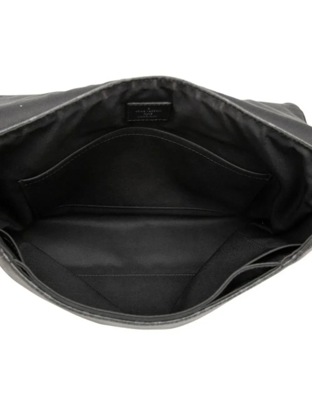 Louis Vuitton Monogram Eclipse District MM NM Crossbody Shoulder Bag Black